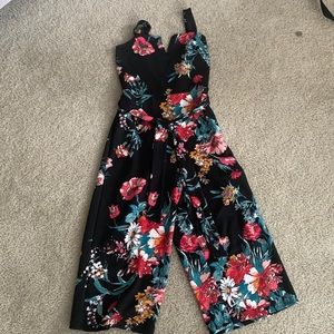 never worn black patterned jumpsuit- size medium xhilaration brand